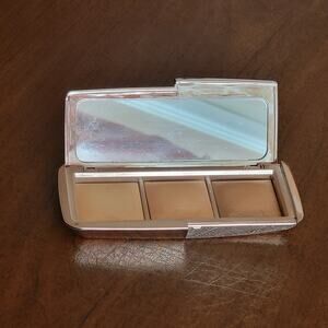 Hourglass Ambient Lighting Palette Volume II .10 oz./ 3 g. Full Size